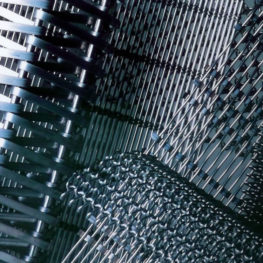 Stainless steel woven wire cloth is used in an almost unlimited number of applications and industries. Some of the common application include filtering, protection, feeding decorating.