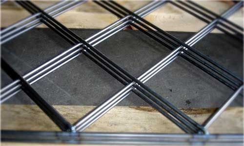 Depending on the specific requirements of the customer, screen specifications must sometimes be customized. Whether it is a non-standard combination of mesh count and diameter wire, special widths or weave curl types, unique alloys, high volume or heavy duty products, Tengde has provided thousands of custom meshes to meet the needs of many different users.